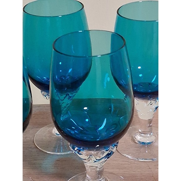 Vintage  Italian Blue Glass Cordials w/ Clear Twist Stem Turquoise. Set Of 5 - Picture 3 of 4